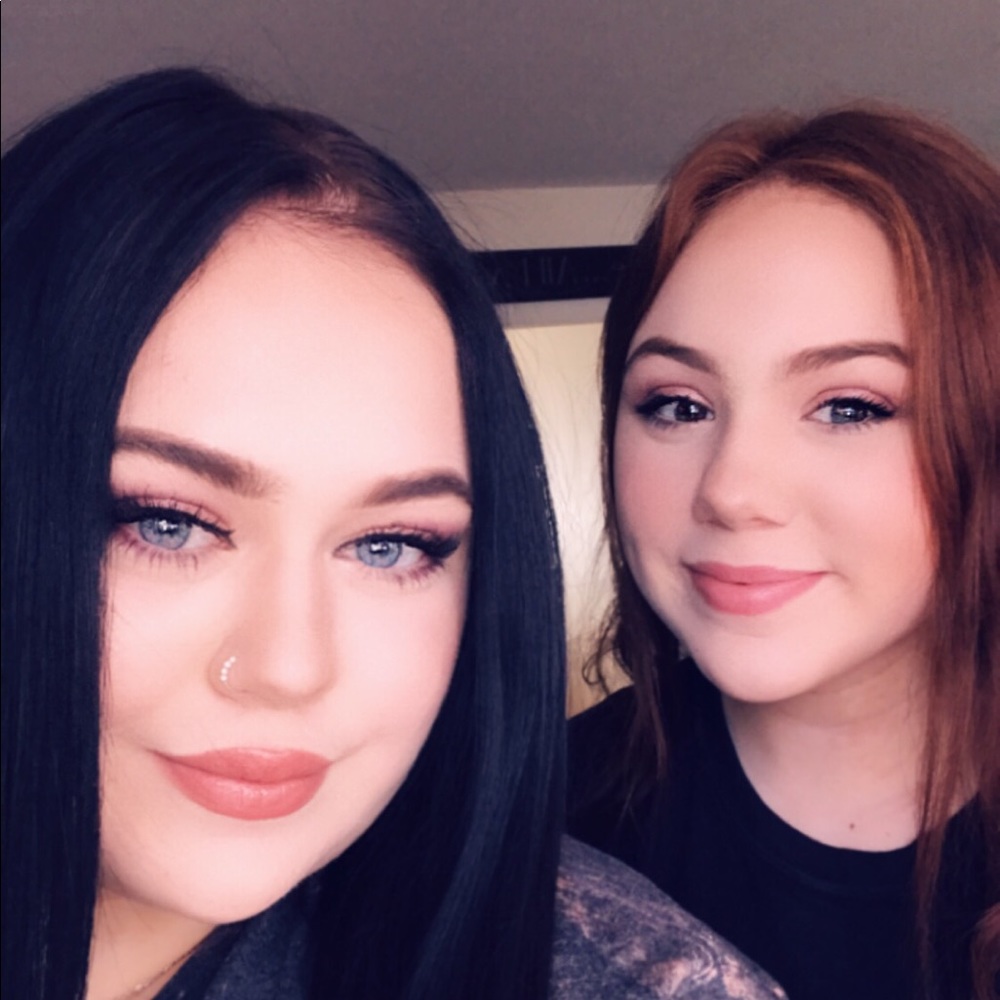 Meet your Posher, Gena